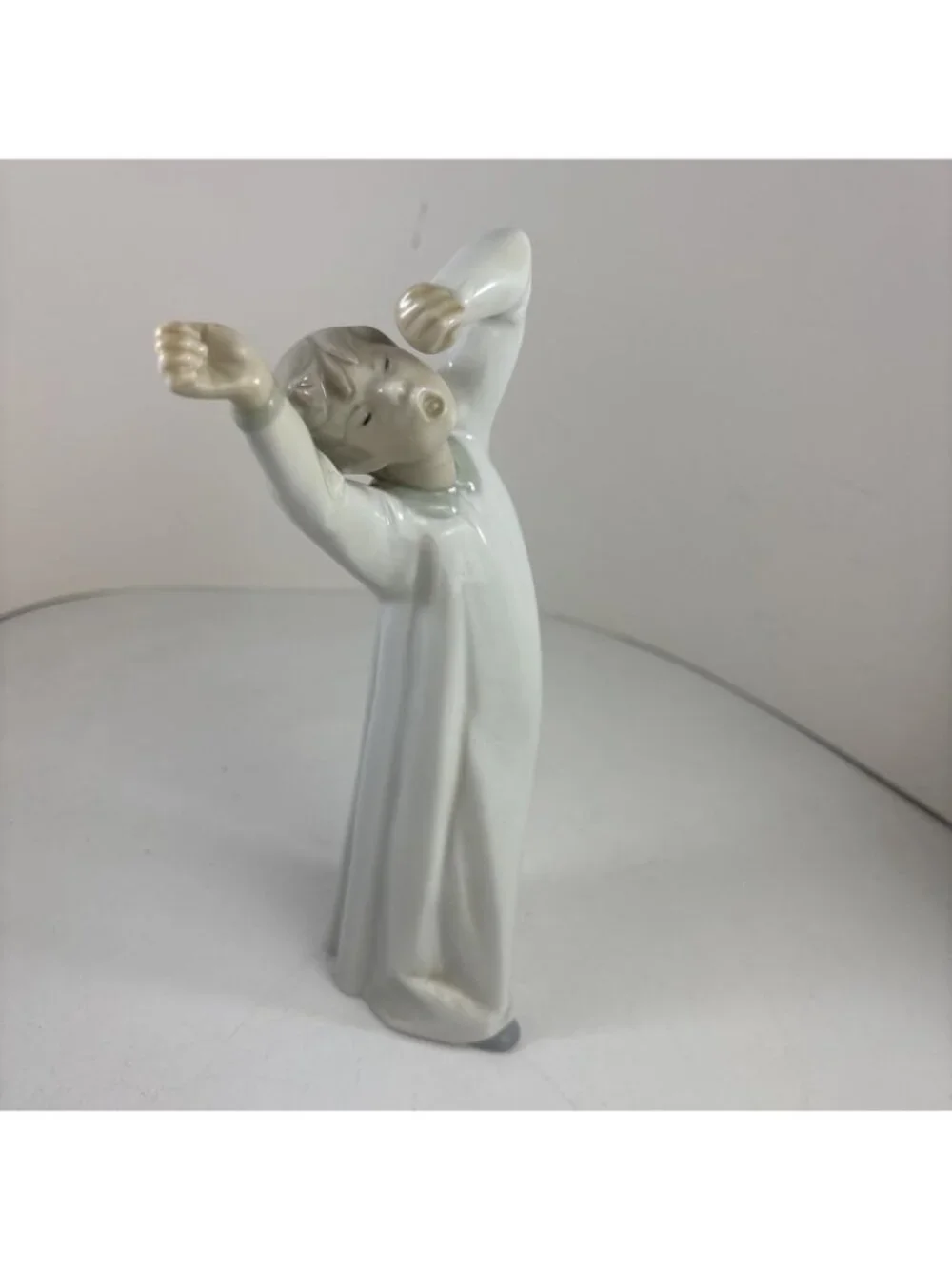 LLADRO, Boy Stretching Yawning Porcelain Figurine Made In Spain See Last Pic